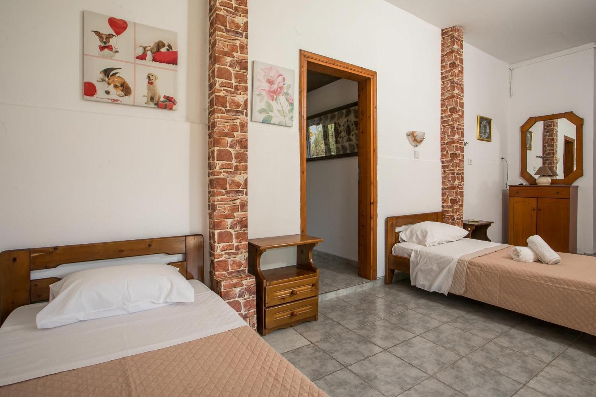Dimitris Studios & Apartments Фалираки Екстериор снимка