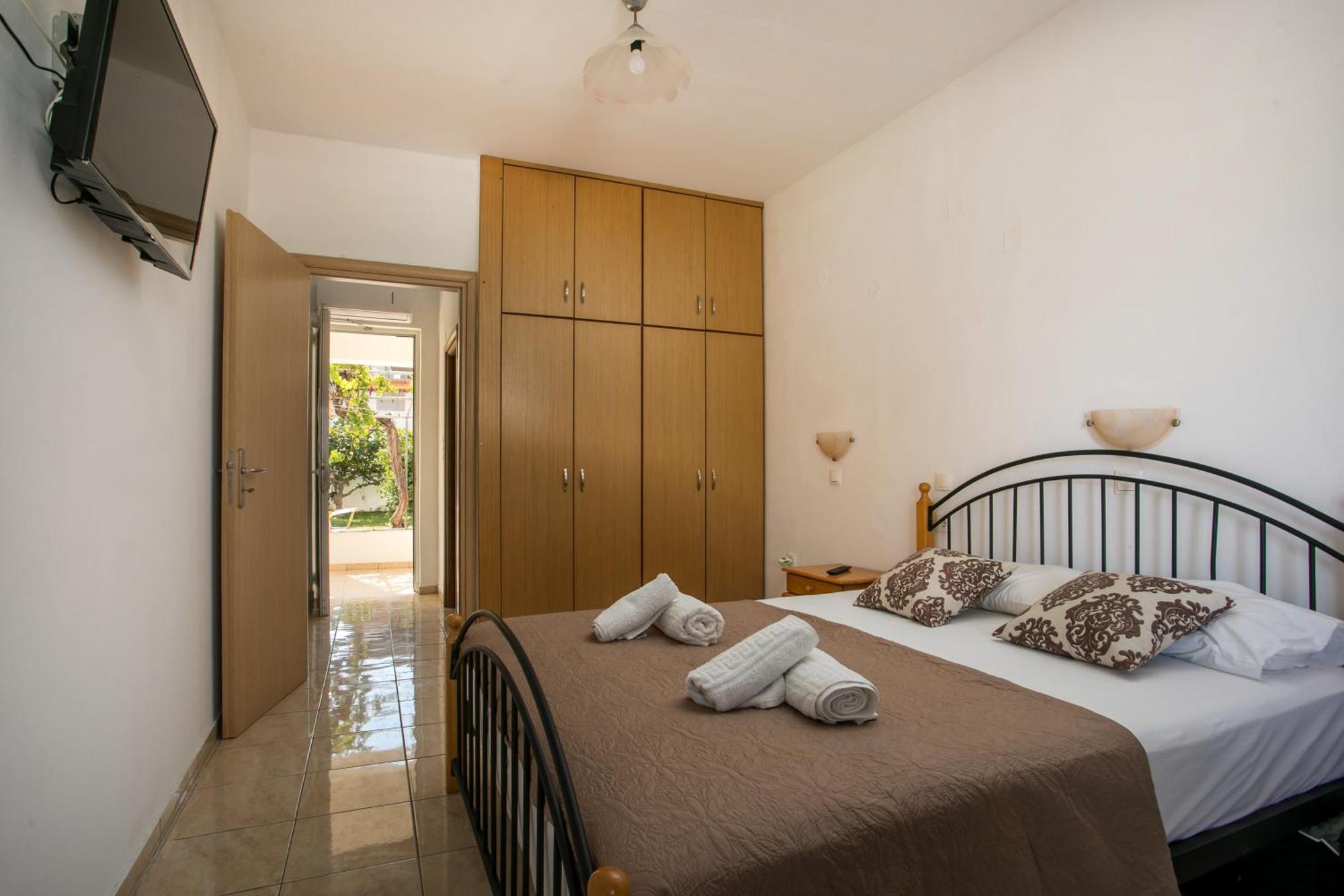 Dimitris Studios & Apartments Фалираки Екстериор снимка